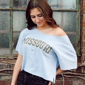 MIZZOU OFF THE SHOULDER RAW EDGE T-SHIRT